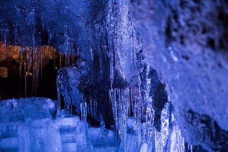 Icicles cave blue