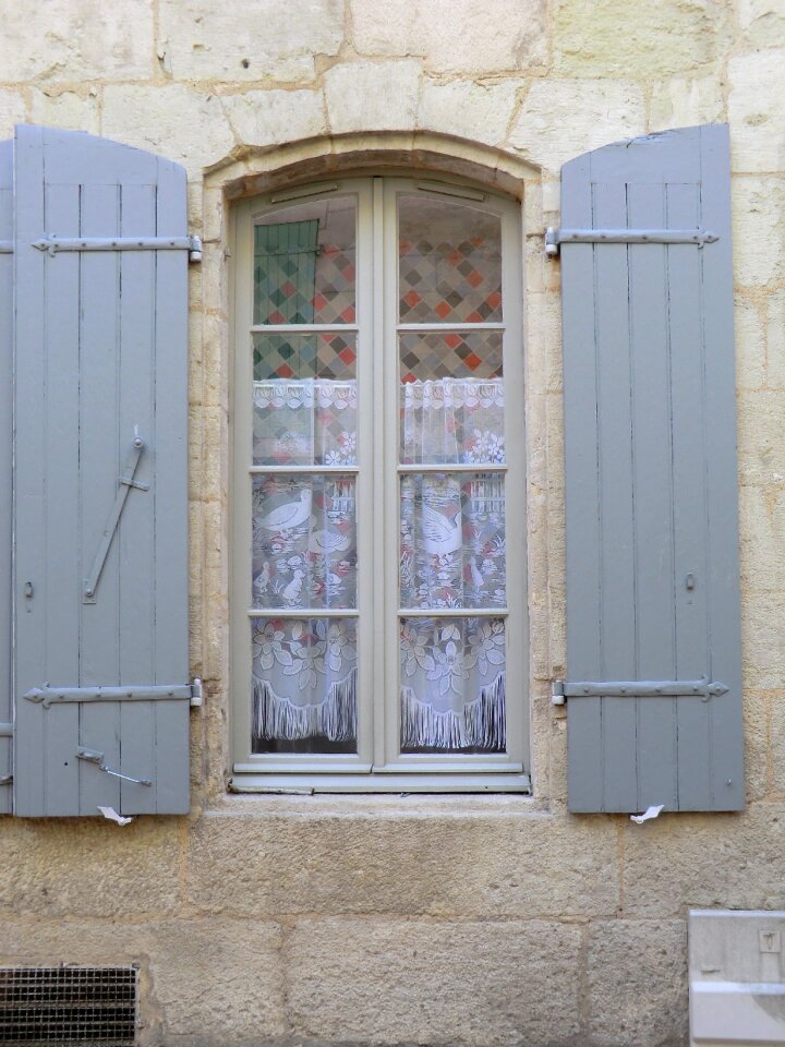 Shutters architecture