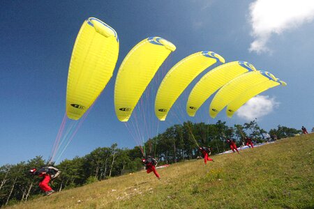 Extreme jump parachutist