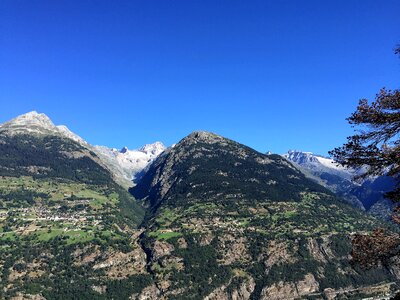 Alpine matterhorn snow