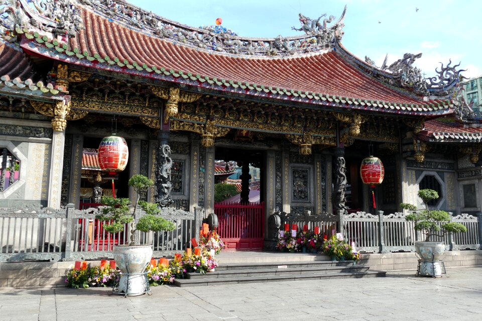 Asia temple longshan