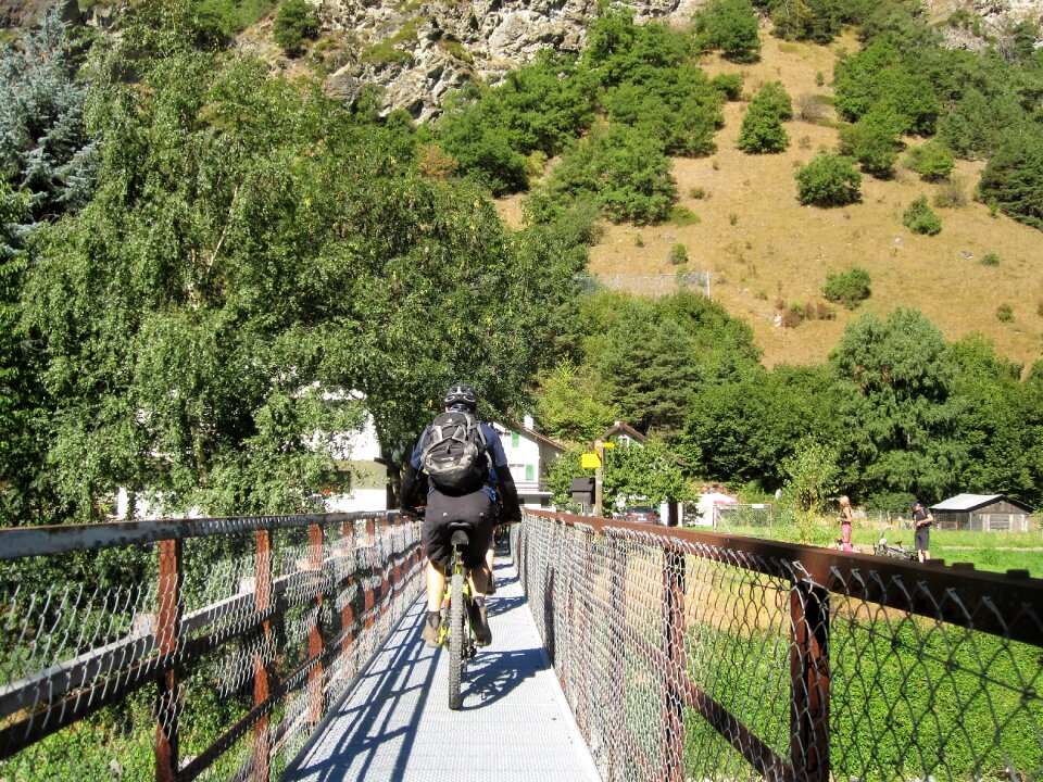 Alpine bridge bike