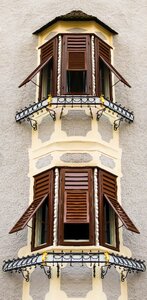 Old window hauswand shutter