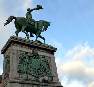 Reiter equestrian statue sculpture photo