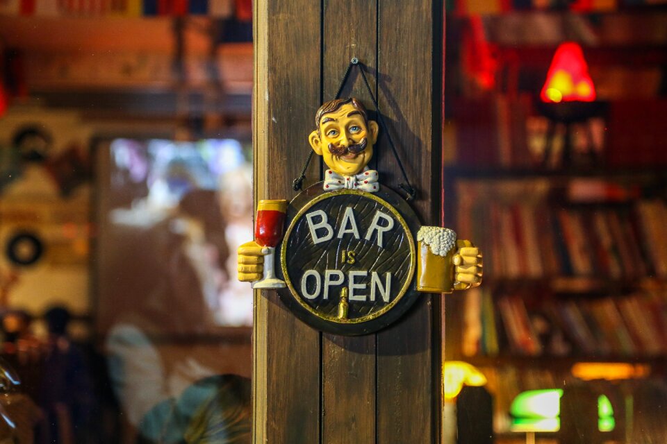 Bar welcome open sign