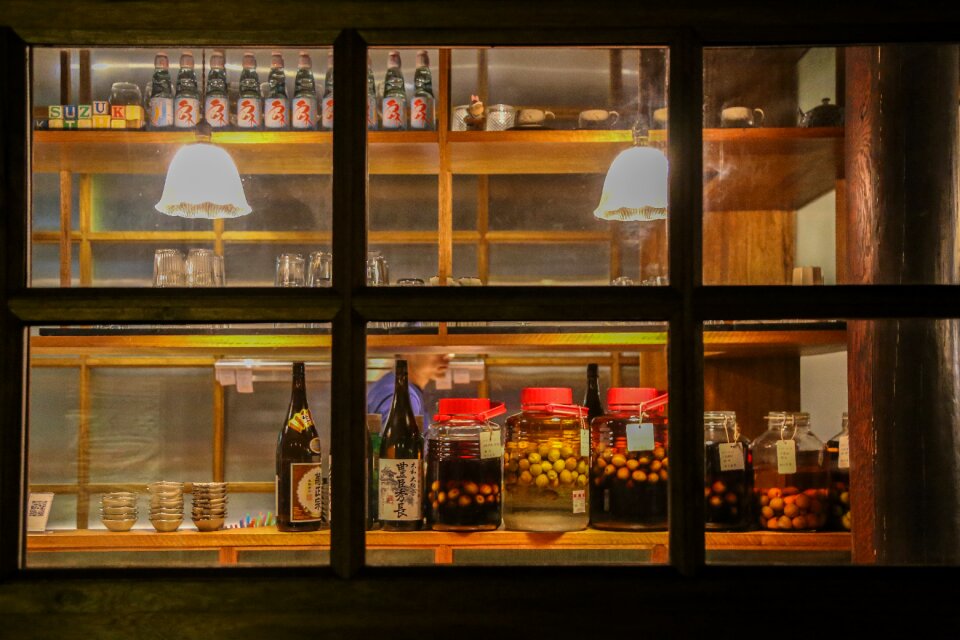 Yang mei zhu xie jie suzuki cafeteria bar