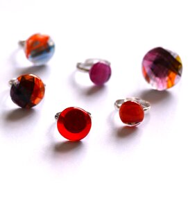 Glass jewelry crafts