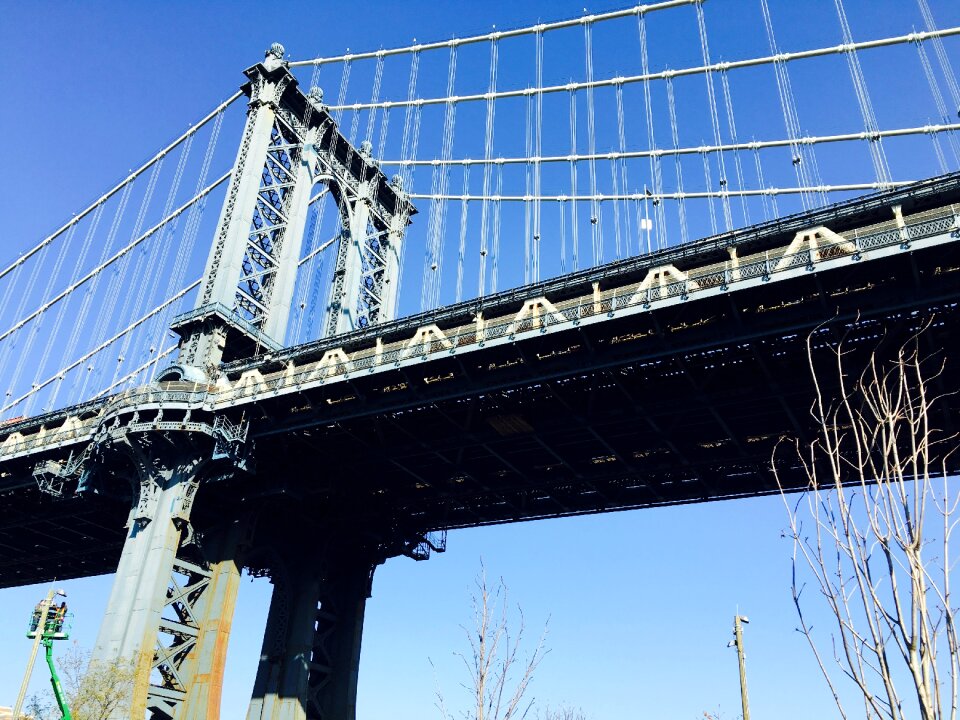 Manhattan bridge winter landscape
