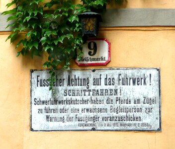 Vienna street sign road sign photo