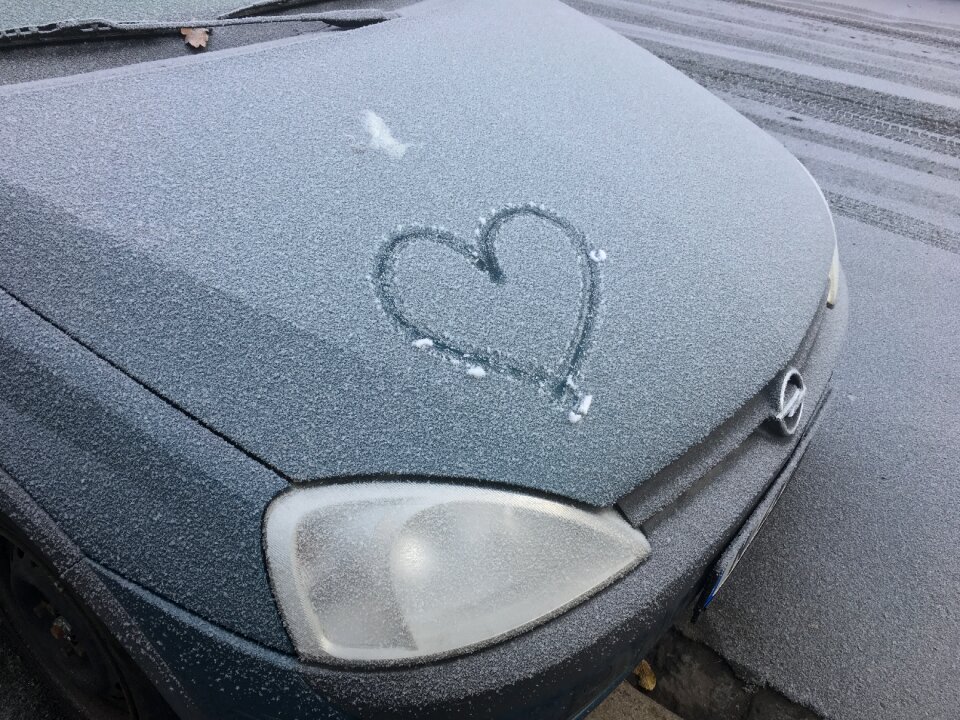 Frost drawing heart