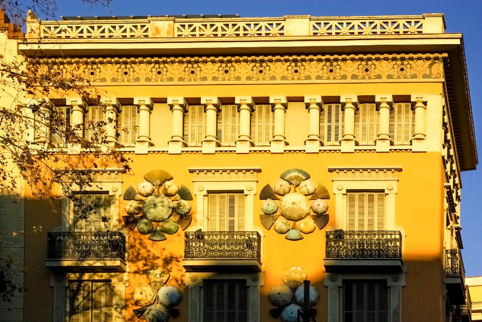 Building residential architecture