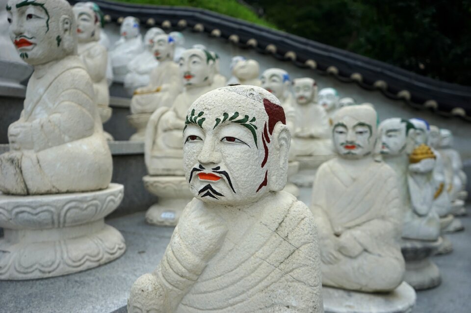 Statue buddha stone