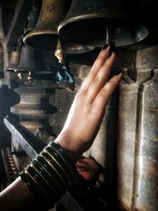 Hand bangles bell