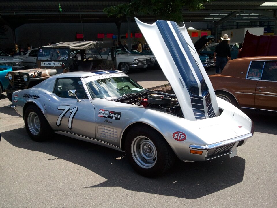 Racing car silver us showcar