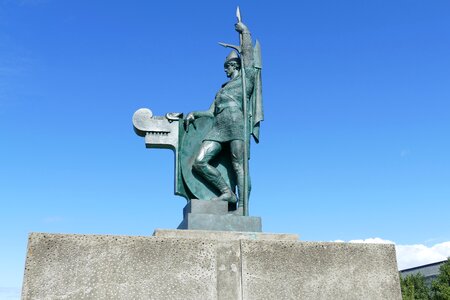 Figure statue art