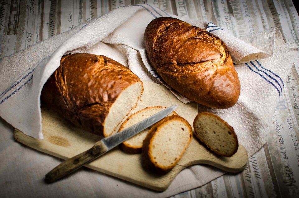 Bread heart baked srcom