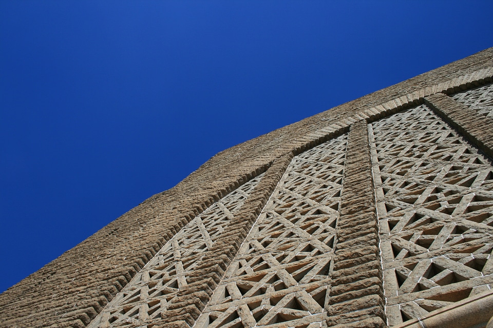 Architecture commemoration pioneers