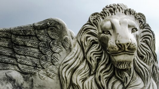 Lion wings statue photo