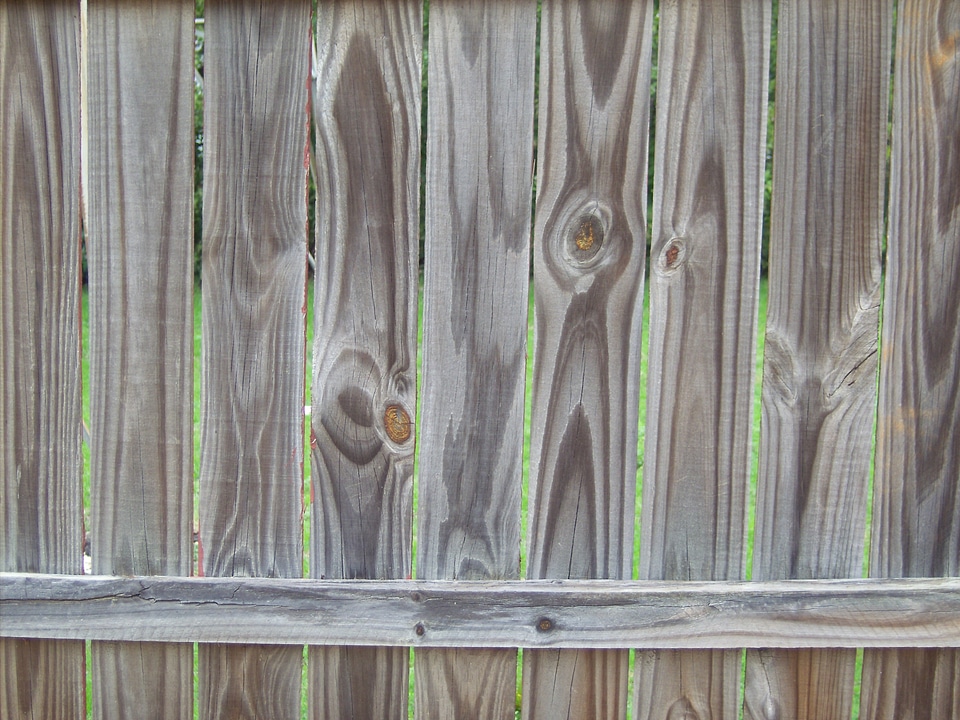 Rough natural timber