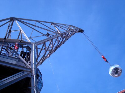 Disco ball port steel structure