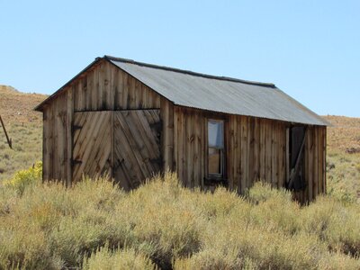 Decay barn old