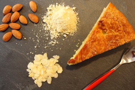 Cooking nuts pie photo