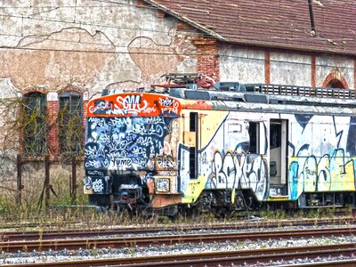 Graffiti abandoned vandalism