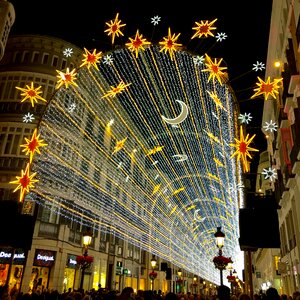 Show street larios lights
