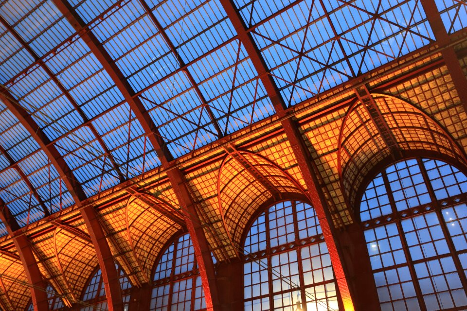 Railway roof construction