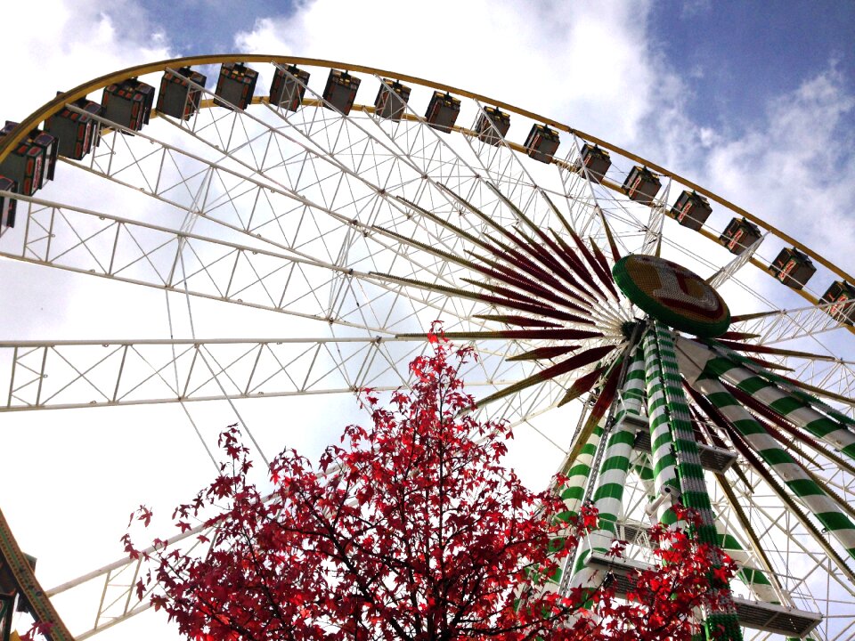 Bellevue year market folk festival