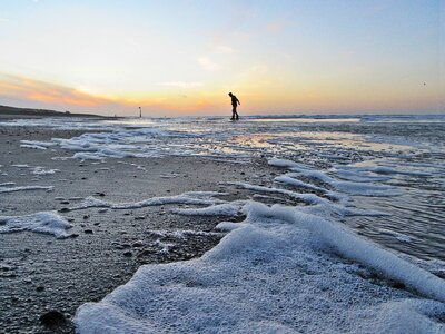 Sunset winter frothy photo