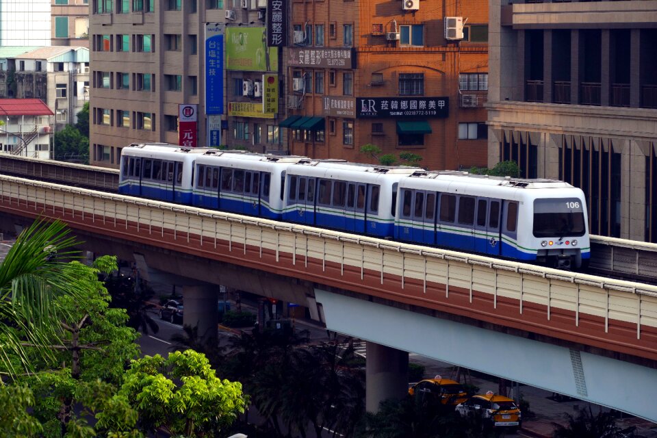 Railcar transport passenger train