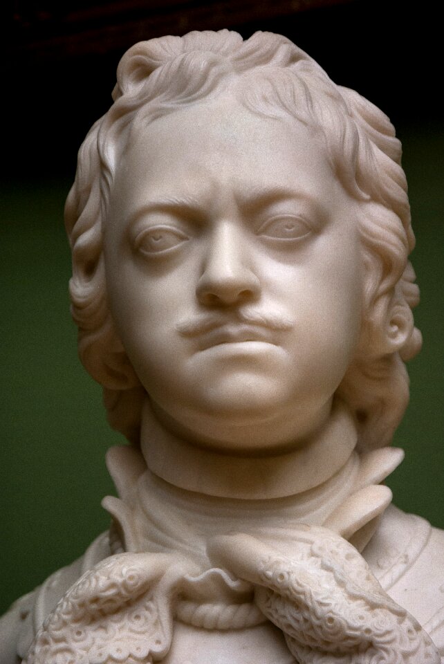 Pierre-le-grand sculpture portrait