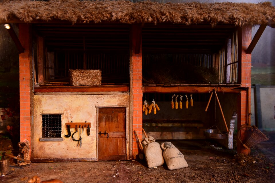 Tools campaign atmosphere