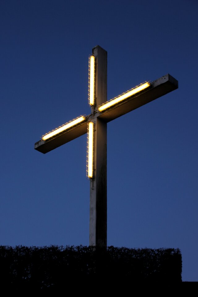Bamberg cross lighting