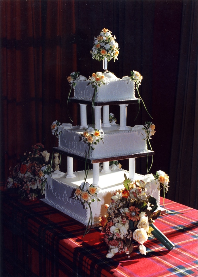 Marriage celebration dessert