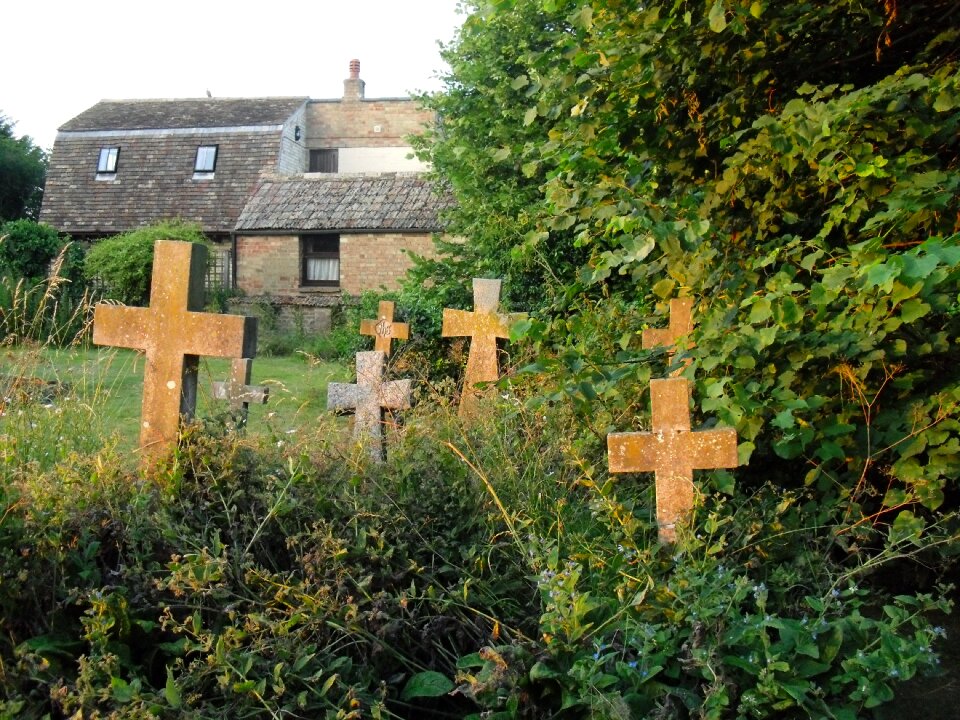 Cemetery grave old