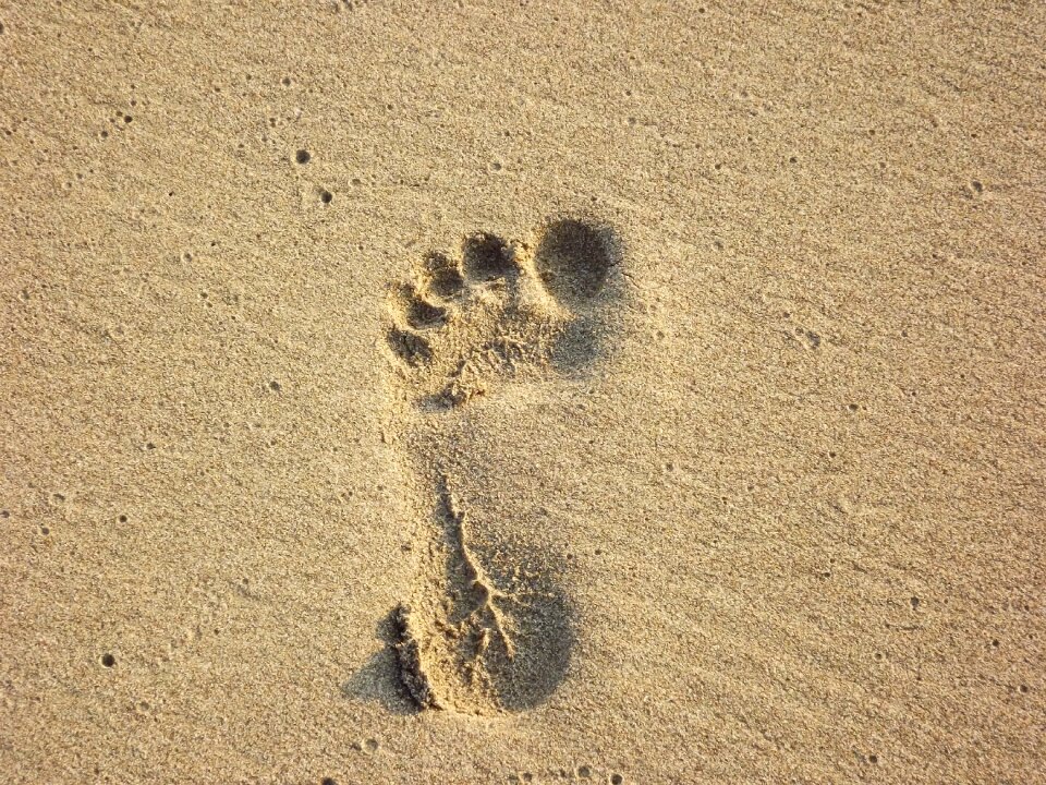 Footstep barefoot summer