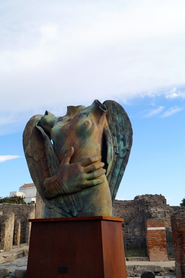 Moderne kunst igor mitoraj bronze