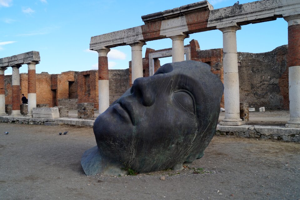 Moderne kunst igor mitoraj bronze