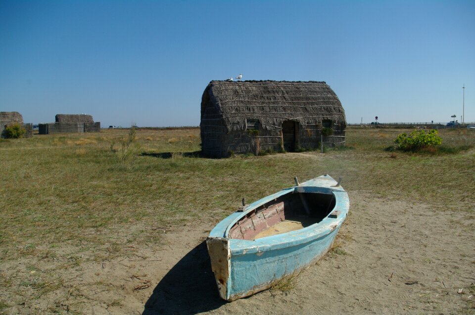 Fishing boat old fisherman house etang