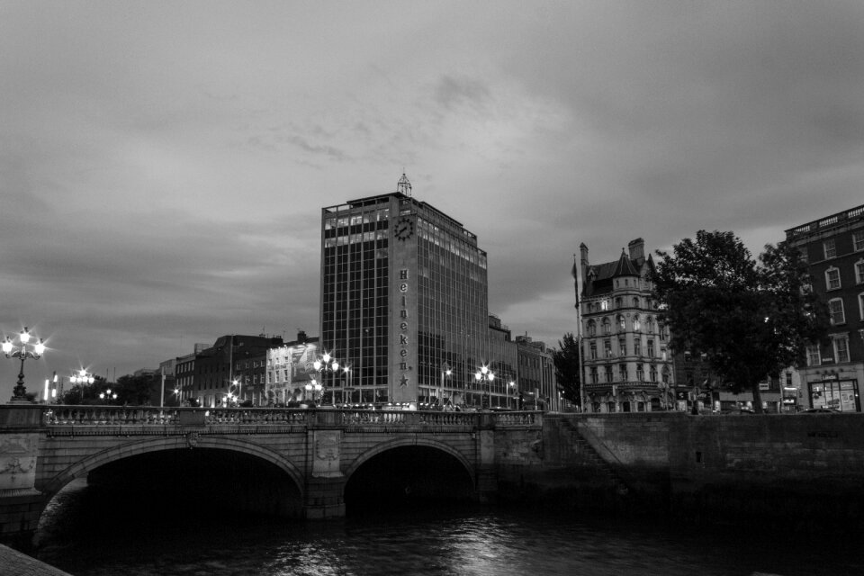 Bridge city black white