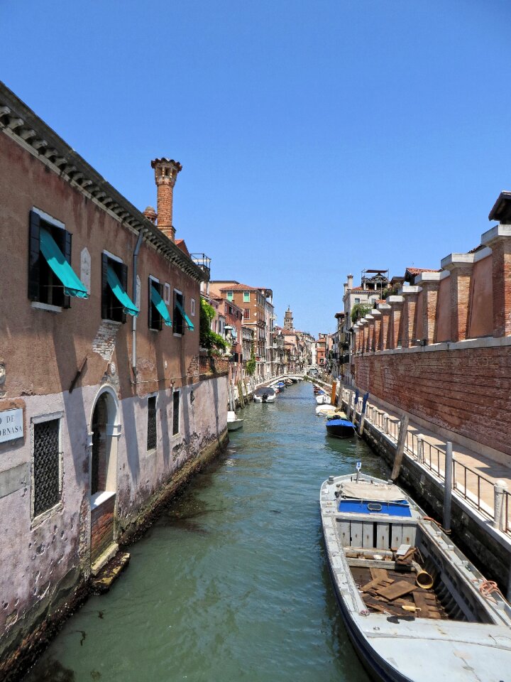 Boat facades wharf