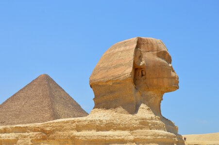 Pyramid cairo photo