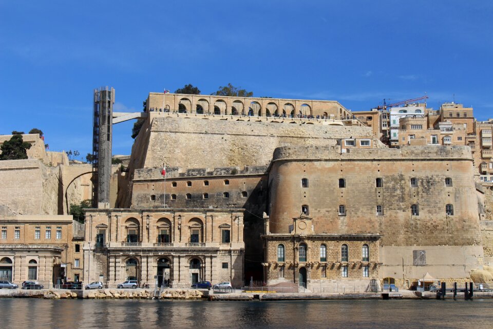 Valletta malta grand harbor
