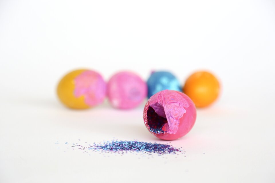 Glitter cascarones spring