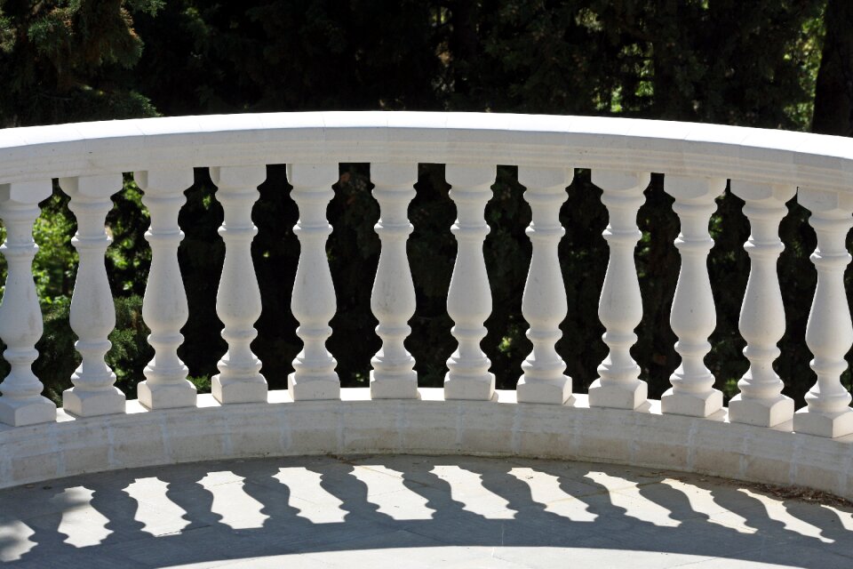 Balustrade park symmetry