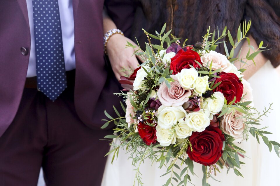 Bride groom roses photo