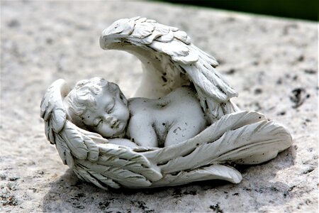 Hope sculpture farewell