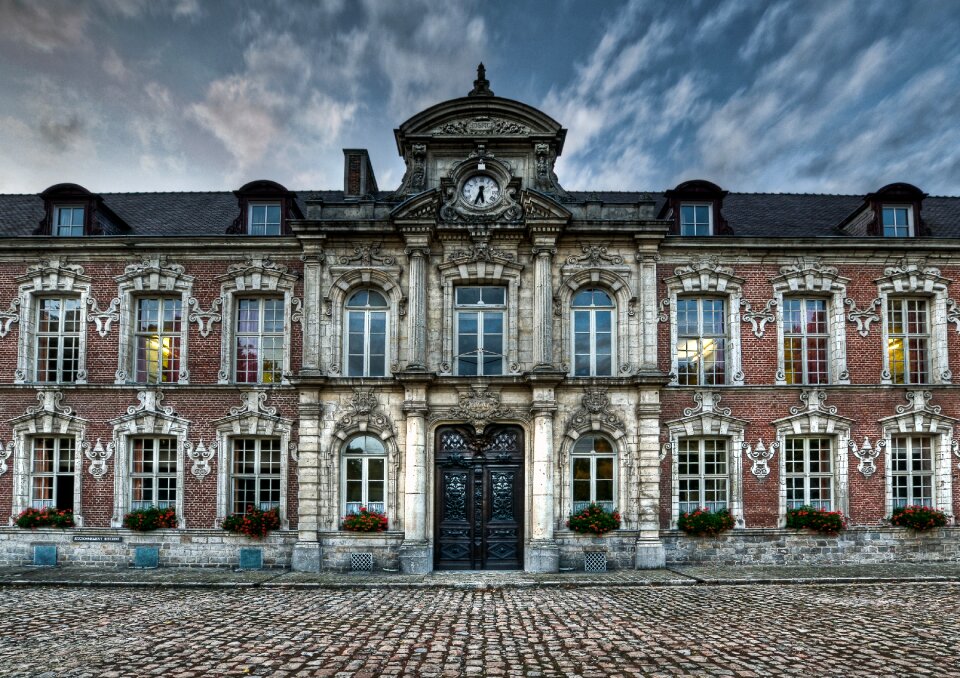 Former psychiatric hospital seclin building